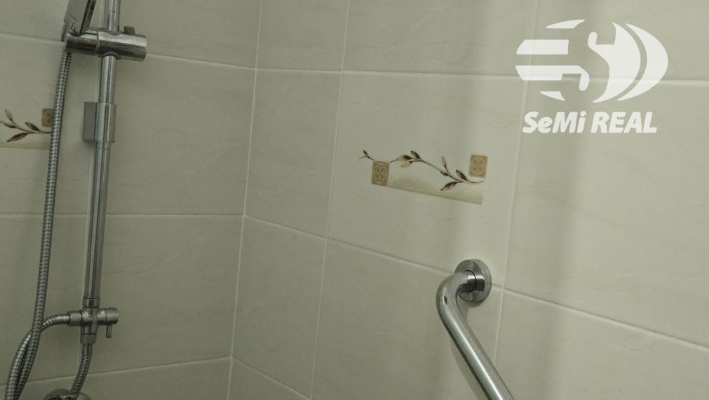 Nová ponuka! Na predaj 3.5 izbový byt na Zl. Potoku, tichá lokalita, murované jadro, balkón aj loggia