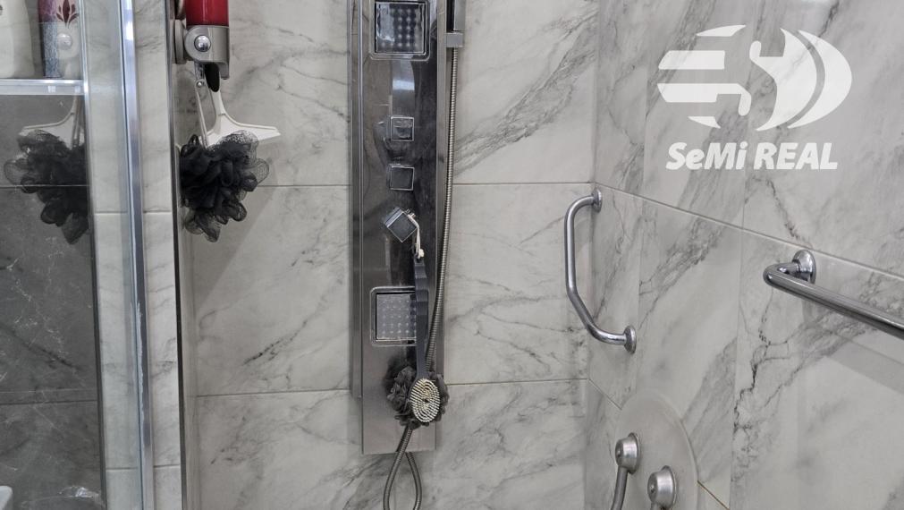 Nová investičná ponuka ! Budova v centre Zvolena na predaj.