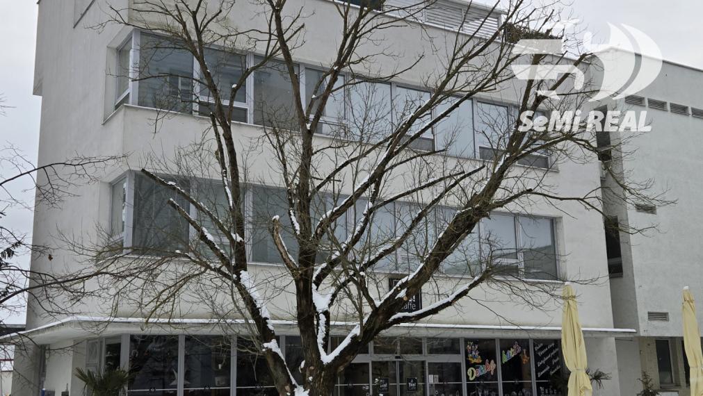 Nová investičná ponuka ! Budova v centre Zvolena na predaj.