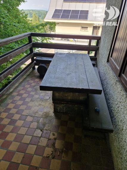 Nová ponuka väčšej rekreačnej chaty v tesnej blízkosti priehrady Môťová a kúpaliska Orlík. Tel 0905119200