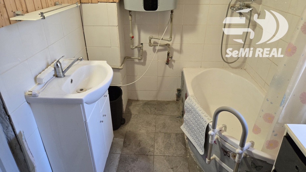 Znížená cena o 30000 Eur - chalupa v krásnej obci Muráň- exkluzívne.