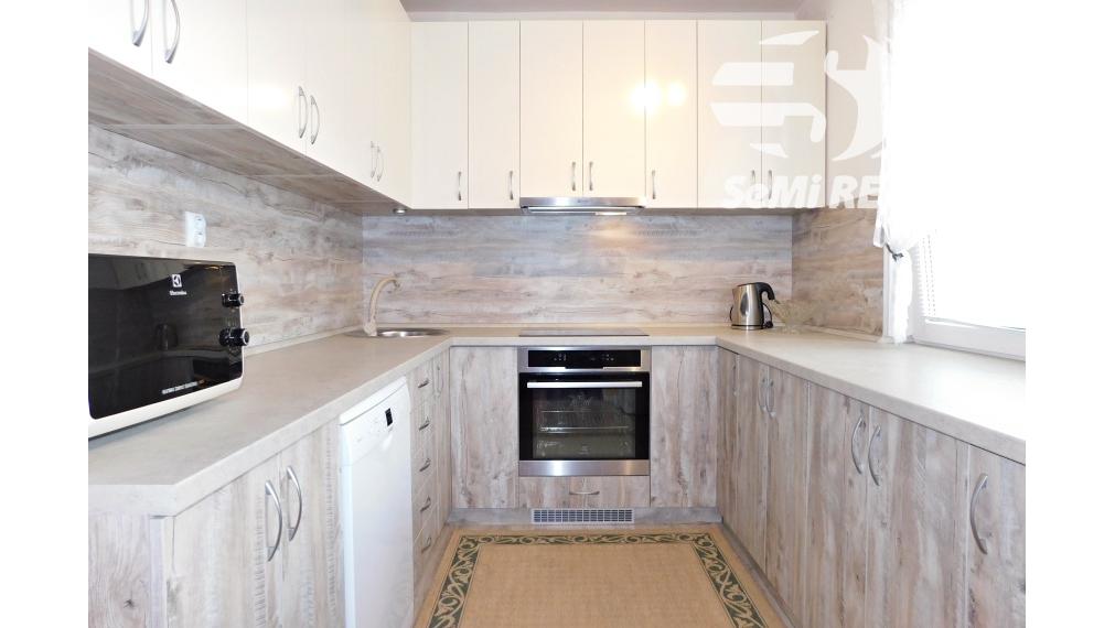 Prenájom 3 izbového bytu s kompletným zariadením a s lodžiou vo vyhľadávanej lokalite Západ