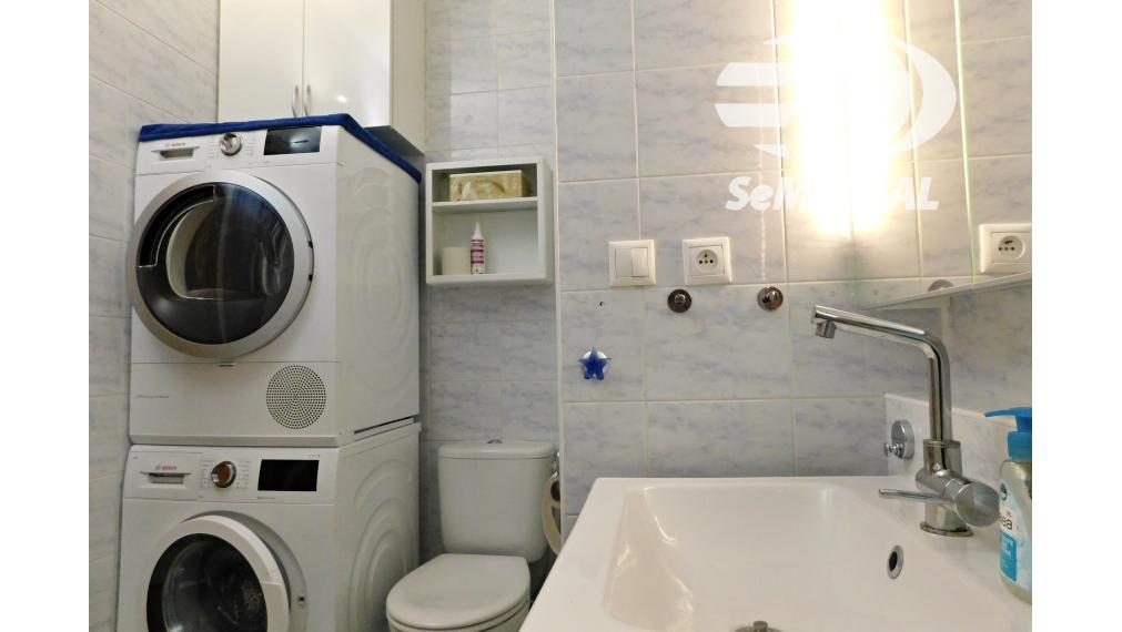 Prenájom 3 izbového bytu s kompletným zariadením a s lodžiou vo vyhľadávanej lokalite Západ