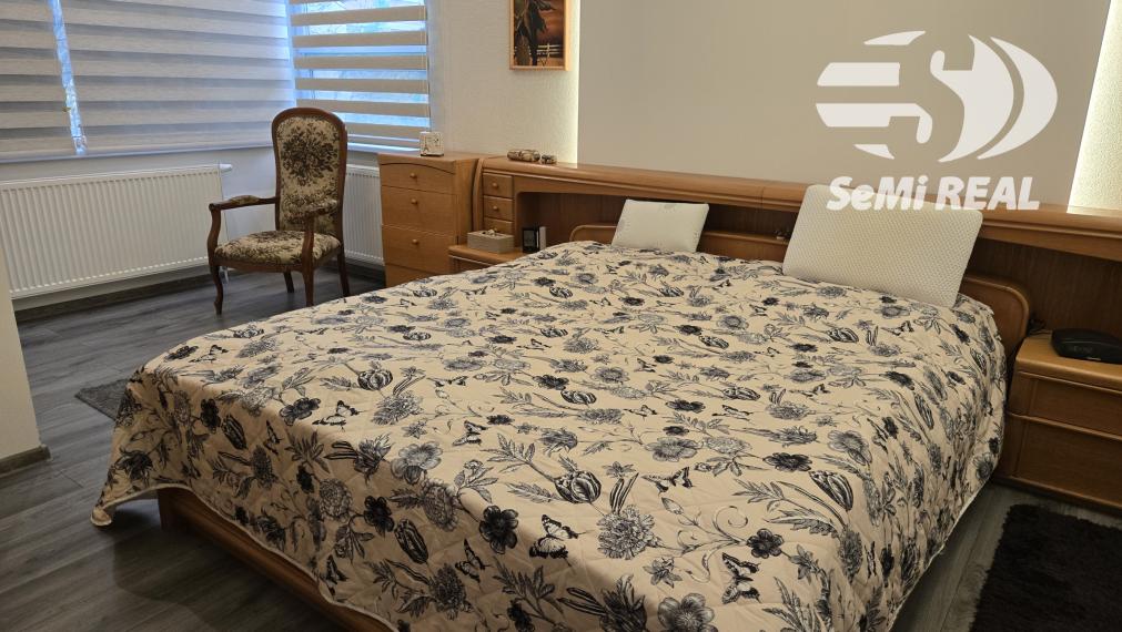 Nová investičná ponuka ! Budova v centre Zvolena na predaj.