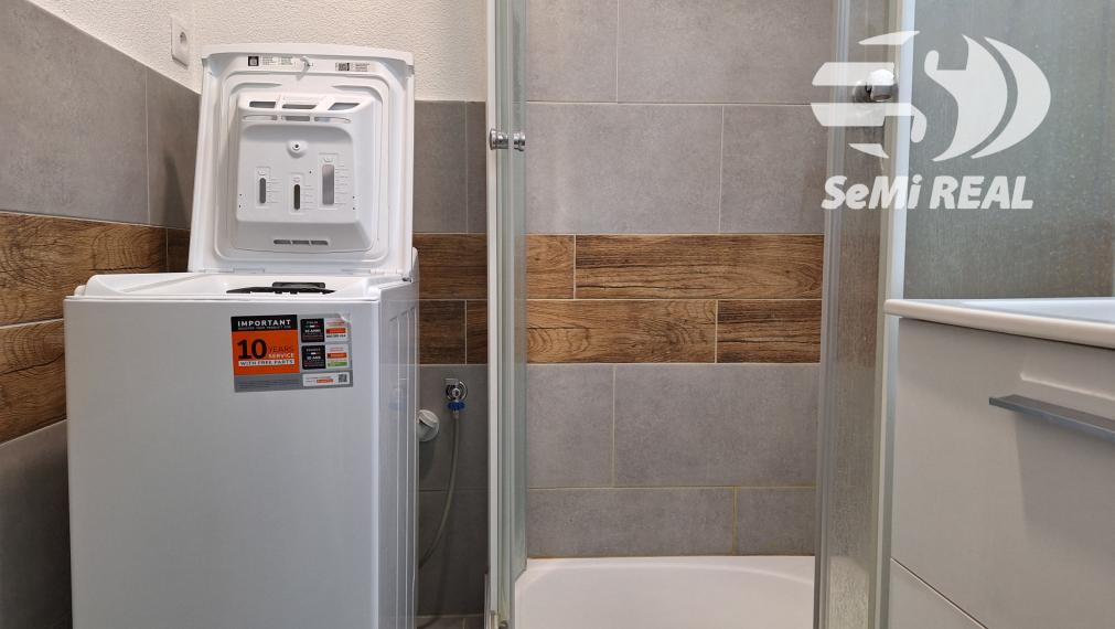 Prenájom 2 izbového bytu aj so zariadením, lokalita Môťová