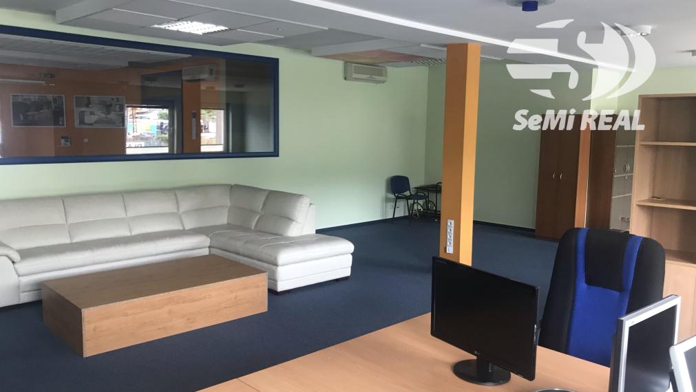 NA PRENÁJOM: Reprezentatívne kancelárske priestory s vlastným parkovaním – širšie centrum