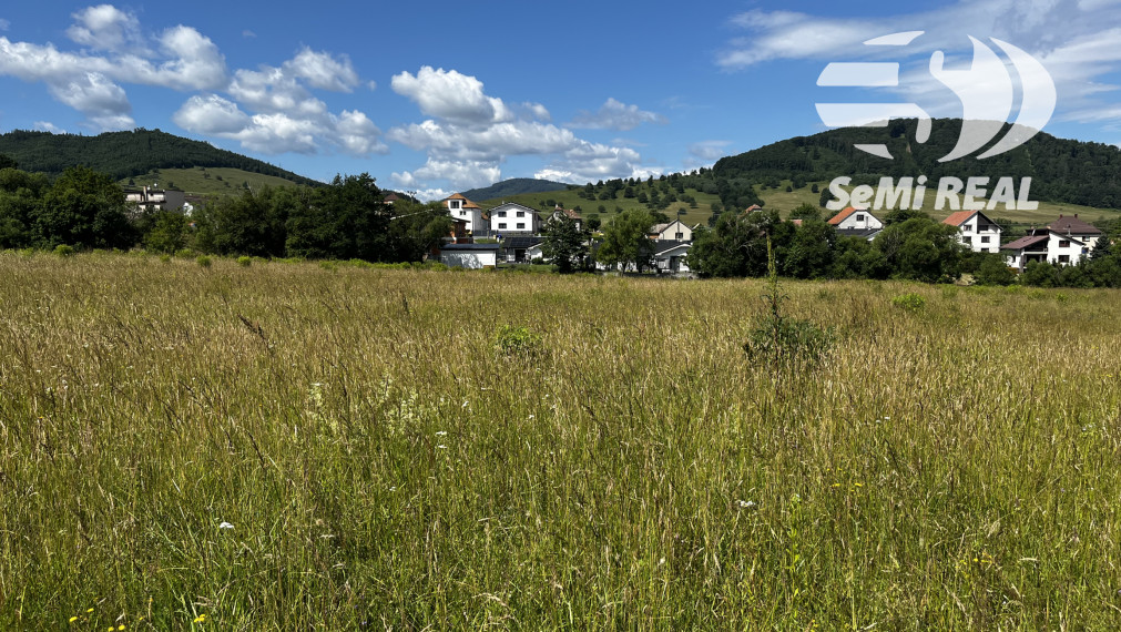 Na predaj slnečný pozemok s veľkým potenciálom (2555 m²) – Stožok