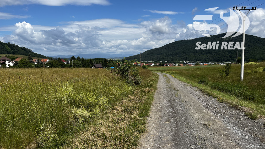 Na predaj slnečný pozemok s veľkým potenciálom (2555 m²) – Stožok