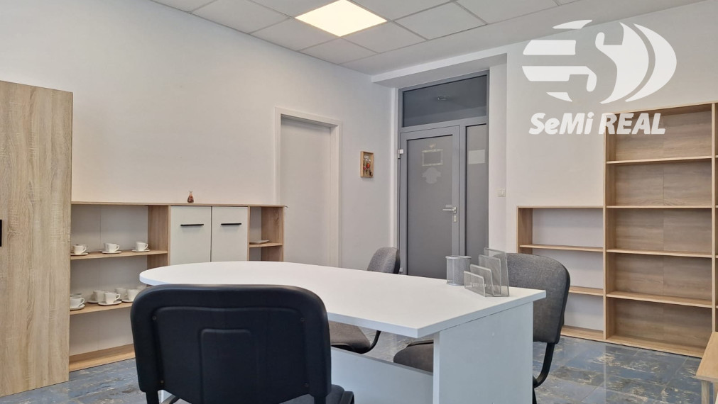 Prenájom kompletne zariadenej kancelárie v centre Zvolena