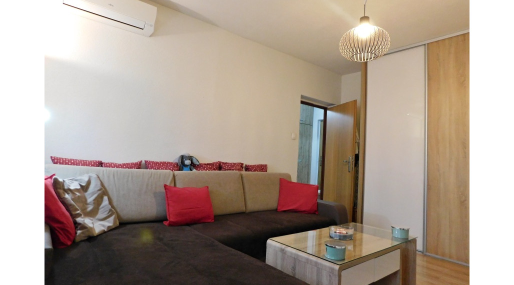 2 IZBOVÝ BYT NA PREDAJ S KRÁSNOU LODŽIOU