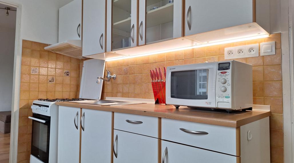 Prenájom 2 izbového bytu aj so zariadením, lokalita Môťová