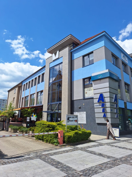 Prenájom kompletne zariadenej kancelárie v centre Zvolena