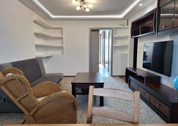 Ponúkame na prenájom 2 izbový byt s lodžiou po kompl.rekonštrukcii aj so zariadením - Zlatý potok