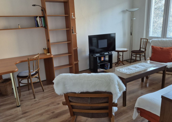 Prenájom 2 izbového bytu aj so zariadením, lokalita Môťová