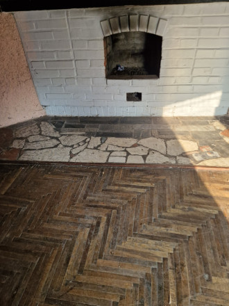Znižená  cena o 20.000 Eur !!! Nová ponuka väčšej rekreačnej chaty v tesnej blízkosti priehrady Môťová a kúpaliska Orlík. Tel 0905119200 - fotografia 5
