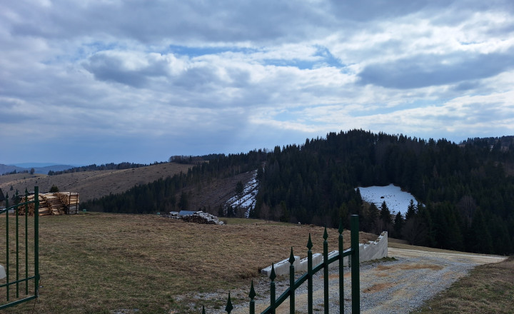 Krásna nová drevenica v lone prírody - Lom nad Rimavicou - fotografia 8