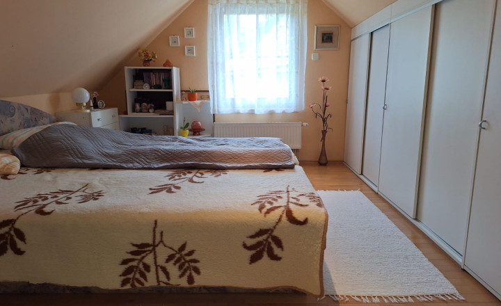 Kompletne zrekonštruovaný rodinný dom s hosťovskou chalupou a čarovnou záhradou – Podzámčok - Výrazne znížená cena o 40.000 Eur - fotografia 11