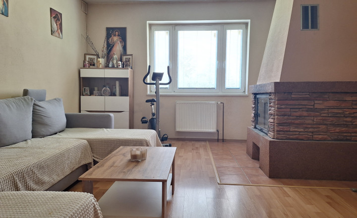 Priestranne riešený rodinný dom s garážou a veľkolepým pozemkom v Detve – Skliarovo - fotografia 6