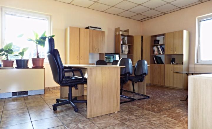 PREDAJ: Zabehnutá strojárska firma s areálom 3 842 m² – Zvolen - fotografia 2