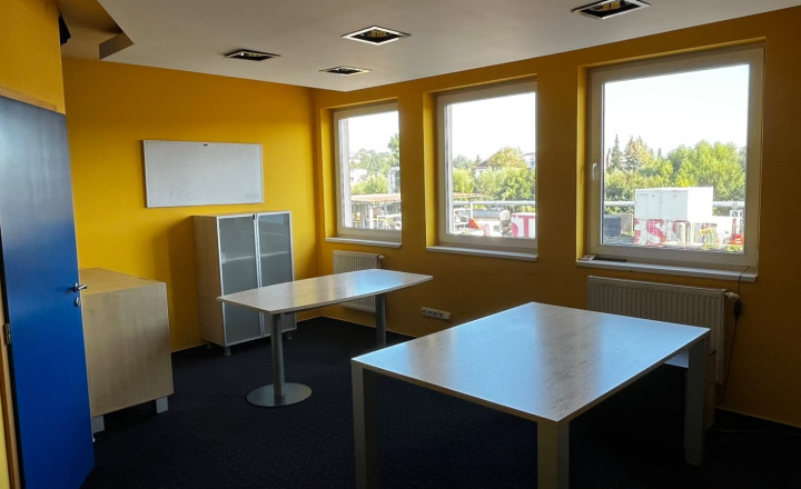 NA PRENÁJOM: Nadštandardné reprezentatívne kancelárie 165 m² (s možnosťou úpravy výmery) - fotografia 5