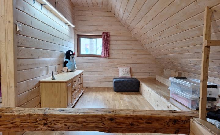 Romantický rodinný dom / chalupa po kompletnej rekonštrukcii – Nemecká - fotografia 21