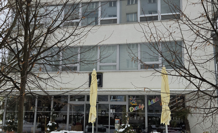 VÝRAZNÁ ZĽAVA !!! Nová investičná ponuka ! Budova v centre Zvolena na predaj.